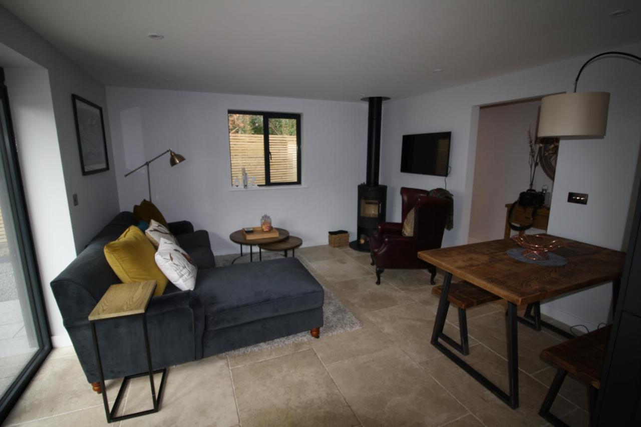 Ryefield Cottage - Luxurious Self-Catered Holiday Cottage With A Log Burner Чичестер Экстерьер фото