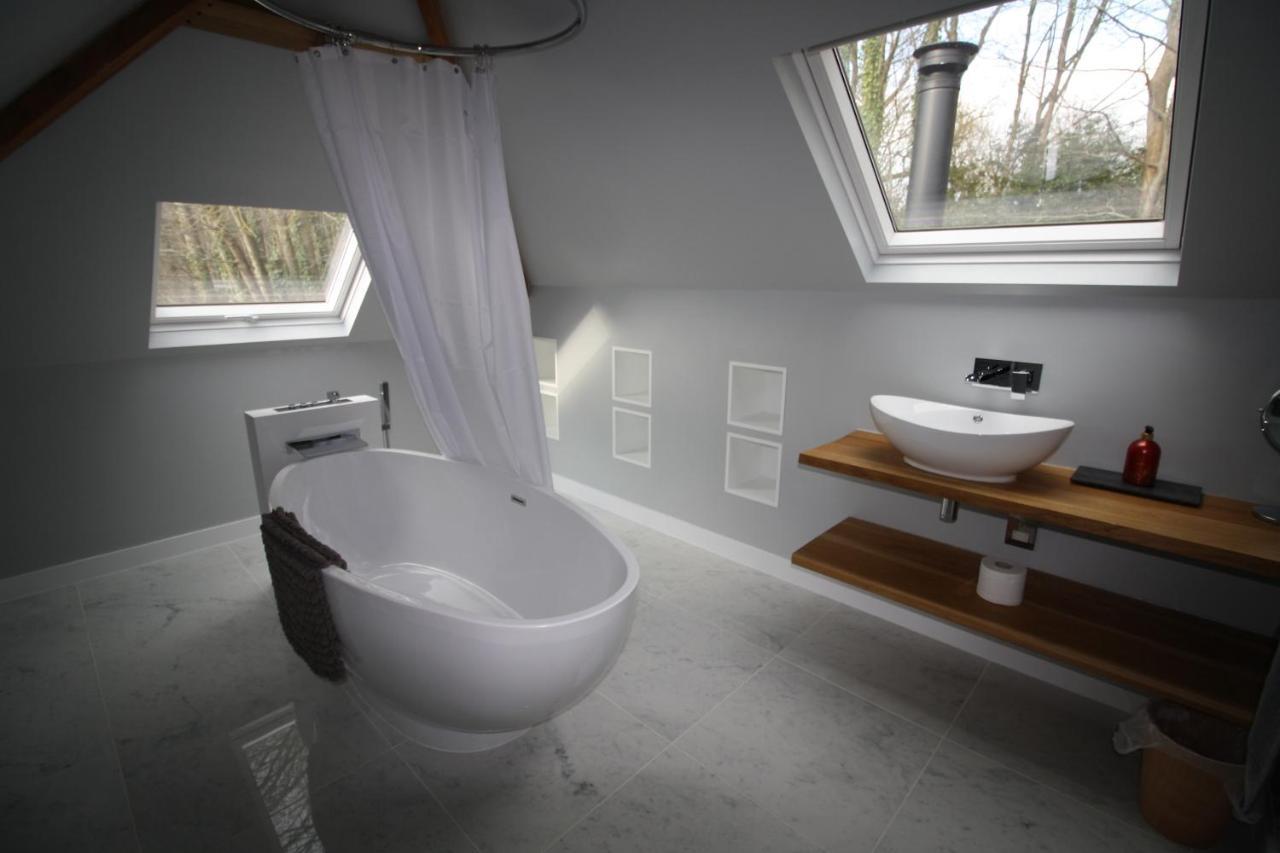 Ryefield Cottage - Luxurious Self-Catered Holiday Cottage With A Log Burner Чичестер Экстерьер фото