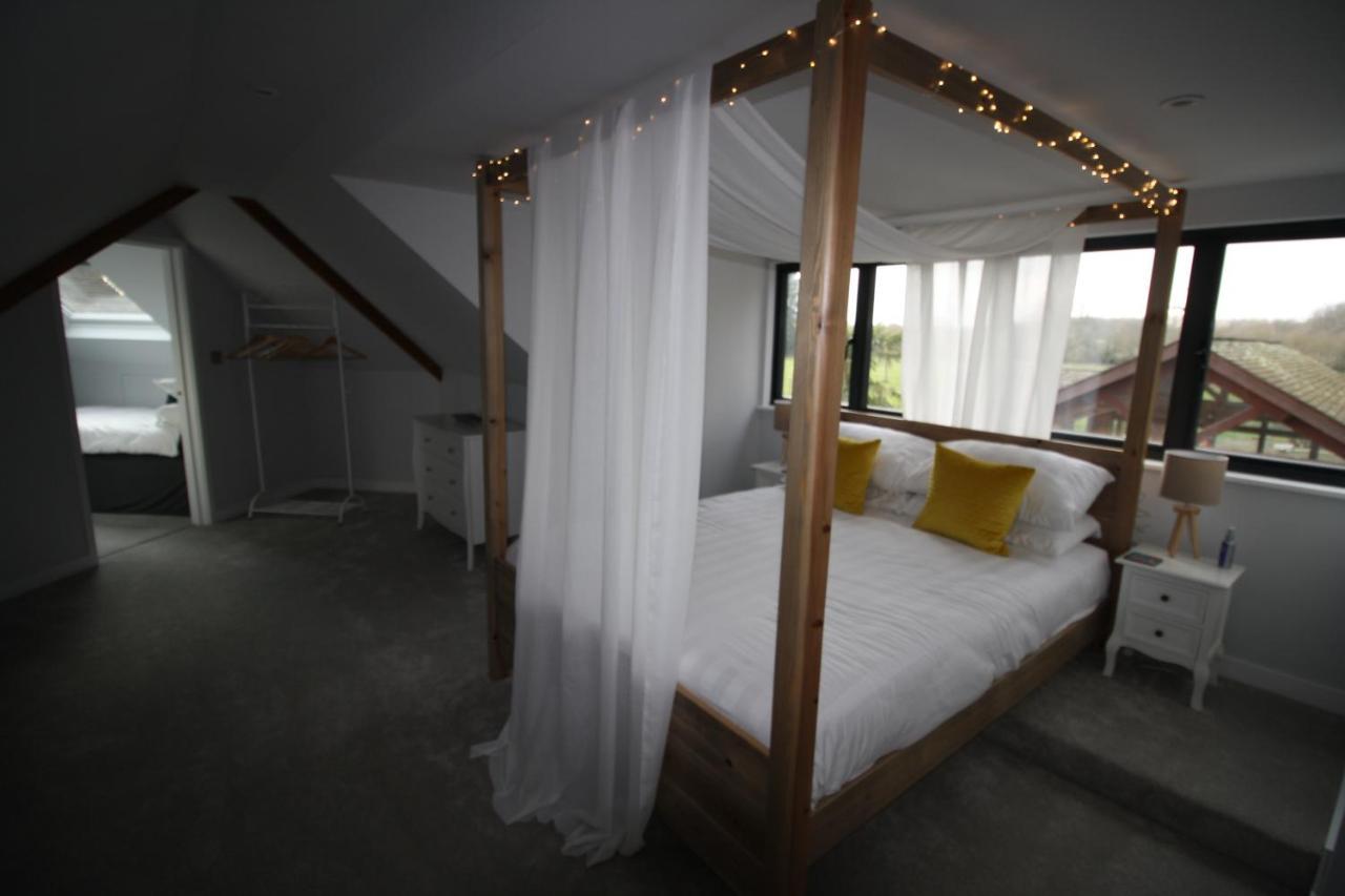 Ryefield Cottage - Luxurious Self-Catered Holiday Cottage With A Log Burner Чичестер Экстерьер фото